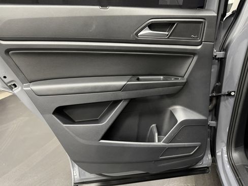 Used 2020 Volkswagen Atlas Cross Sport SEL Premium R-Line image 43