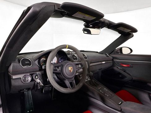 Certified 2025 Porsche 718 Boxster Spyder RS RWD image 11
