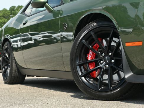 Used 2023 Dodge Challenger SRT Hellcat Redeye w/ Quick Order Package 27M image 31