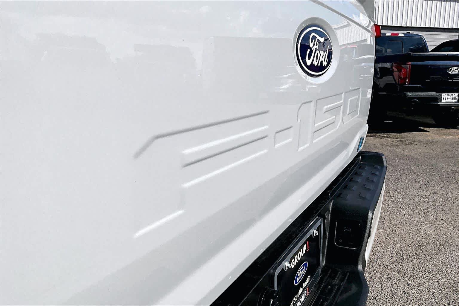 Used 2024 Ford F150 Lightning Flash AWD/4WD image 9
