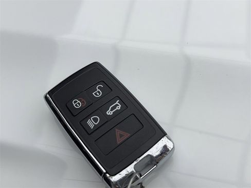 Used 2024 Land Rover Range Rover Sport Dynamic SE image 63