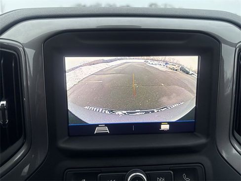 Used 2023 Chevrolet Silverado 2500 Custom w/ Custom Convenience Package image 15