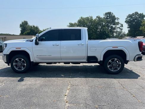 Used 2025 GMC Sierra 2500 SLT w/ SLT Premium Package AWD/4WD image 17