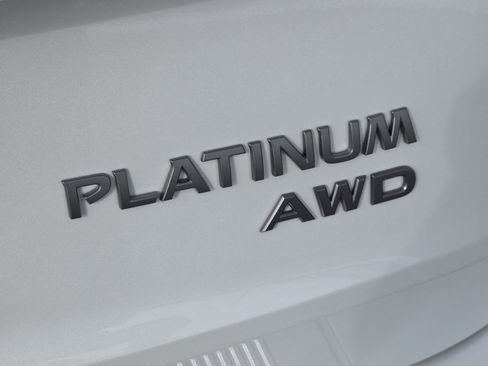 New 2026 Nissan Rogue Platinum image 23