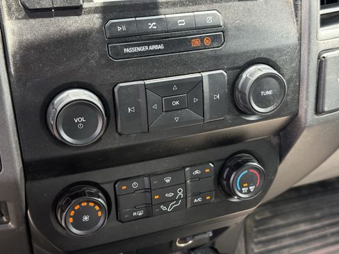 Used 2022 Ford F250 XL w/ Power Equipment Group RWD image 22