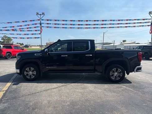 Used 2025 GMC Sierra 1500 SLT RWD image 8