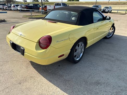 Used 2002 Ford Thunderbird RWD image 9