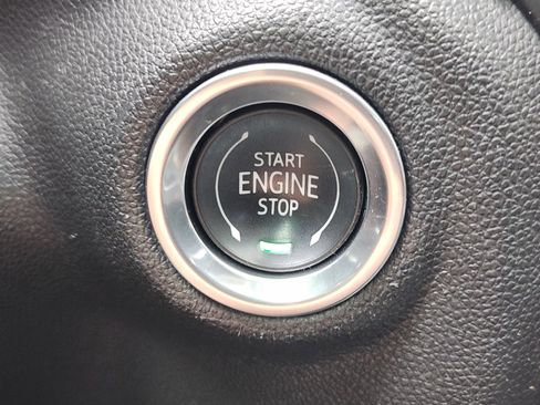 Used 2020 GMC Sierra 1500 SLT AWD/4WD image 23