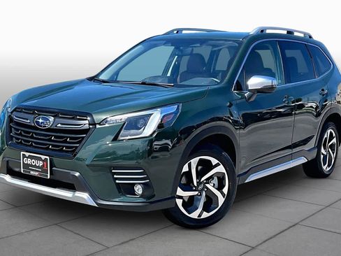 Used 2022 Subaru Forester Touring AWD/4WD image 1