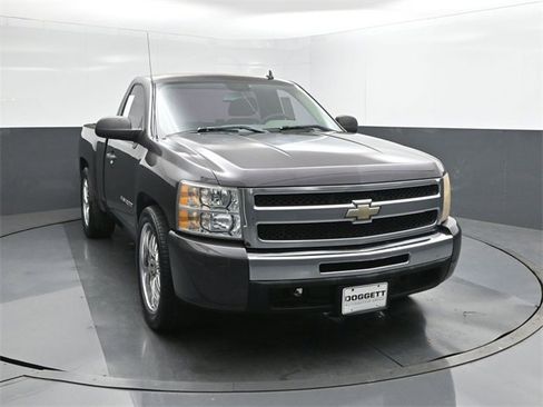 Used 2011 Chevrolet Silverado 1500 W/T w/ LS Package image 18