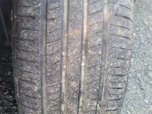 Used 2017 Chrysler Pacifica Touring-L w/ Tire & Wheel Group image 43