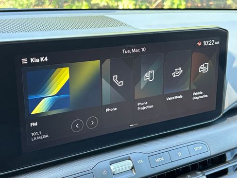 Used 2025 Kia K4 LXS image 21