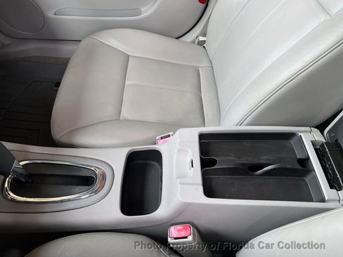 Used 2006 Chevrolet Impala LT FWD image 56