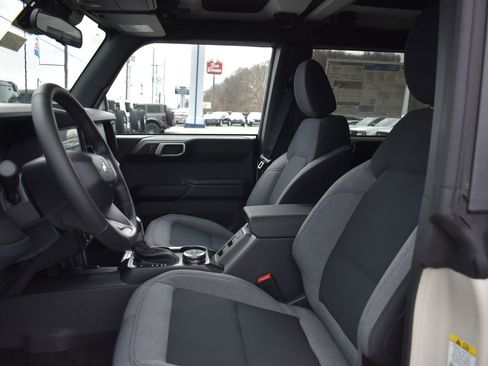 New 2025 Ford Bronco Big Bend image 13