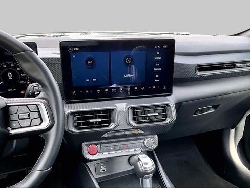 Used 2025 Ford Mustang Coupe RWD image 7
