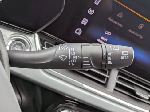 New 2025 Chevrolet Trax LT w/ Driver Confidence Package image 19