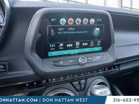 Used 2018 Chevrolet Camaro LT RWD image 5
