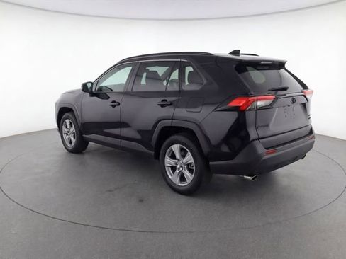 Used 2025 Toyota RAV4 XLE w/ Convenience Package image 7