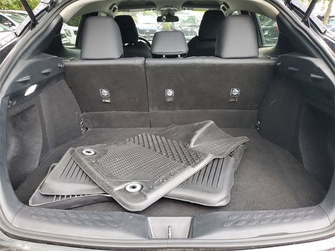 Used 2022 Toyota C-HR Limited image 8