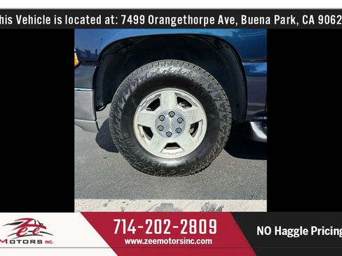 Used 2004 Chevrolet Suburban LT w/ Preferred Equipment Group image 48