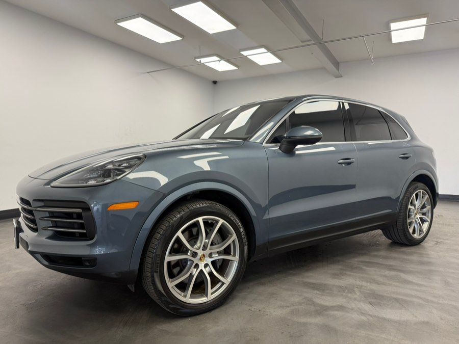 Used 2019 Porsche Cayenne S w/ Premium Plus Package AWD/4WD image 17