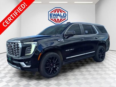 Used 2025 GMC Yukon Denali w/ Sun & Power Step Package