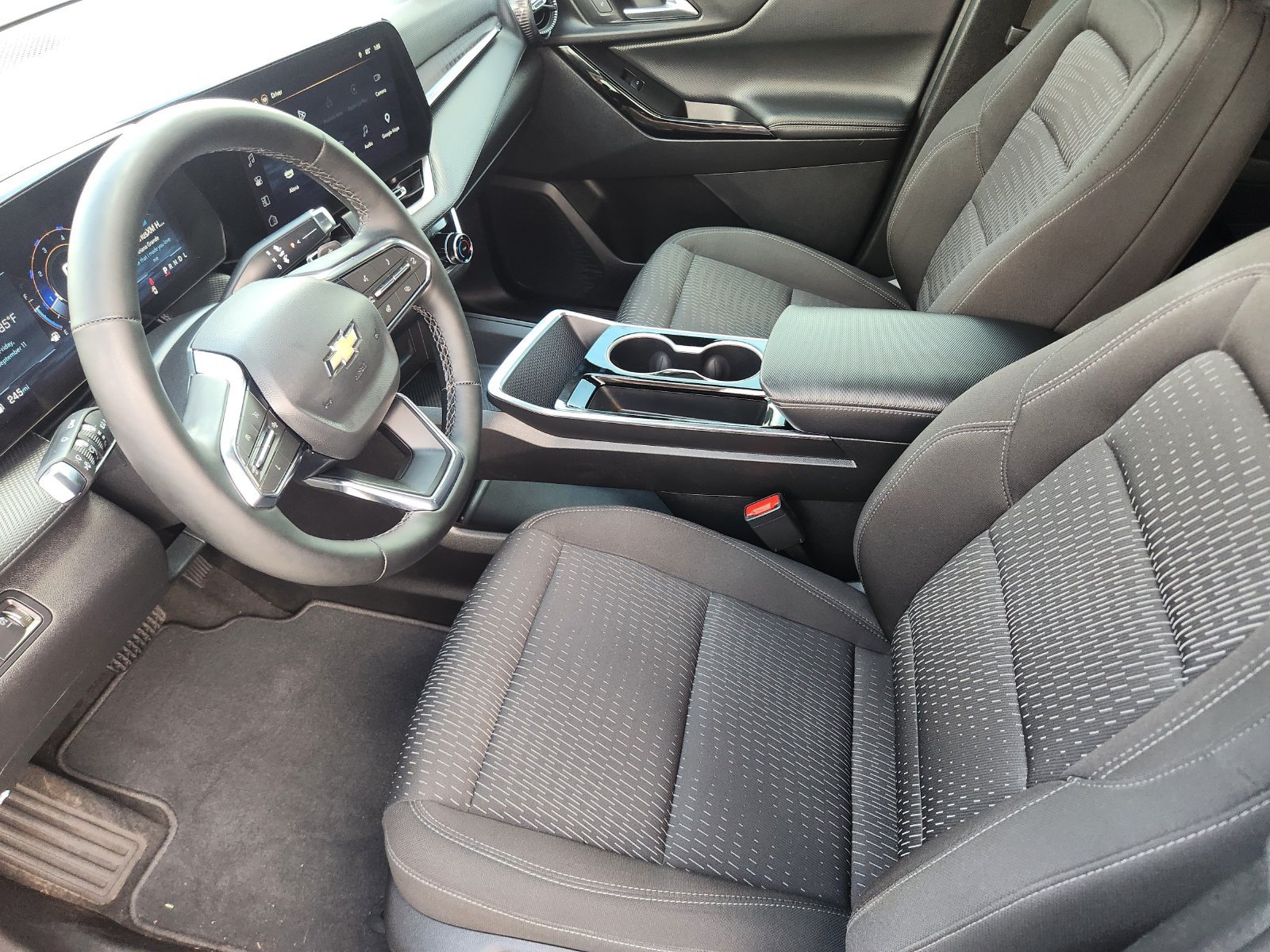 Certified 2025 Chevrolet Equinox LT w/ Safety and Technology Package FWD image 15