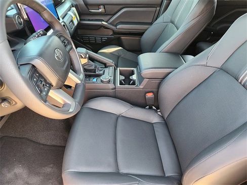 New 2025 Toyota 4Runner Limited image 9