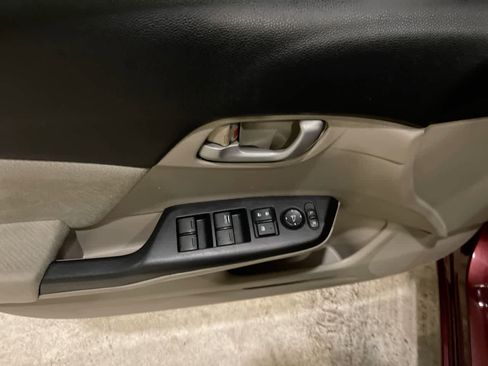 Used 2013 Honda Civic LX image 13