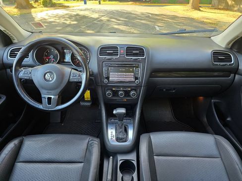 Used 2011 Volkswagen Jetta SE w/ Wheel & Sunroof Pkg FWD image 14