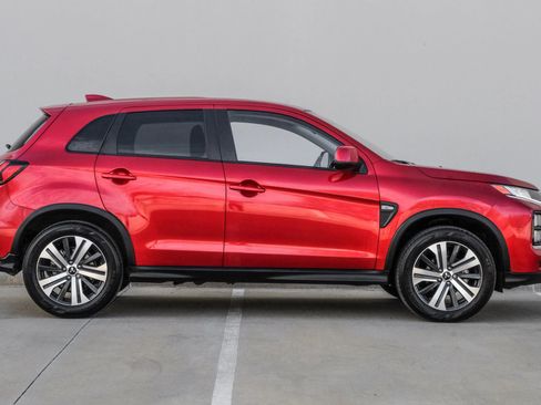 Used 2024 Mitsubishi Outlander Sport AWD image 3