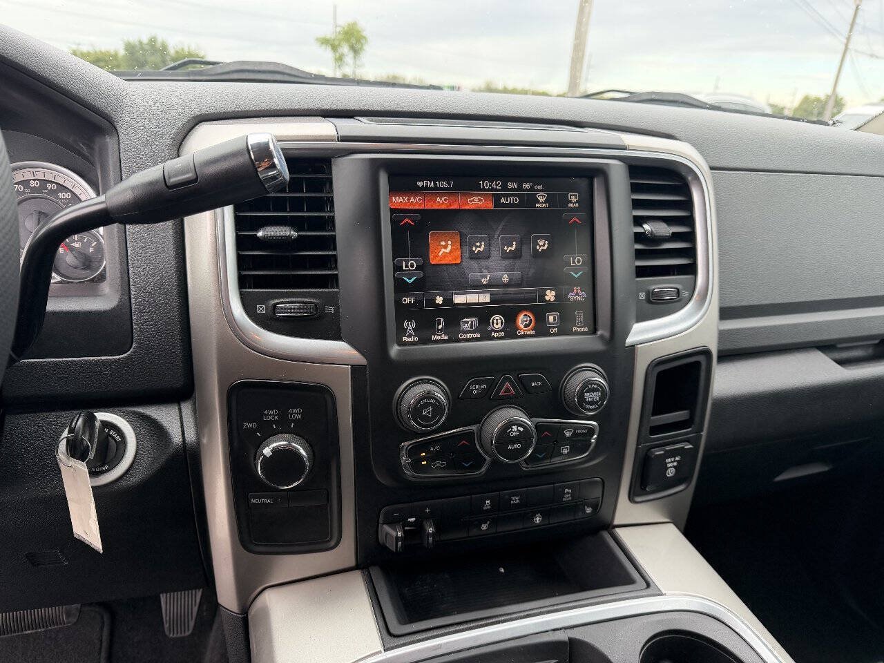 Used 2016 RAM 2500 Big Horn AWD/4WD image 13