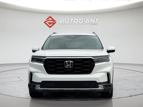 Used 2024 Honda Pilot Elite image 12