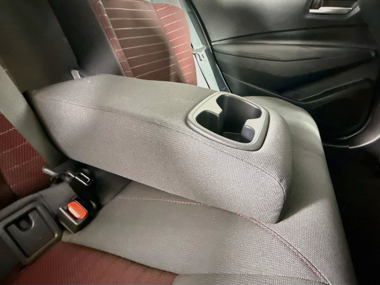 Certified 2025 Toyota Corolla SE w/ SE Premium Package FWD image 38
