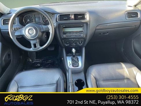 Used 2014 Volkswagen Jetta SE FWD image 16