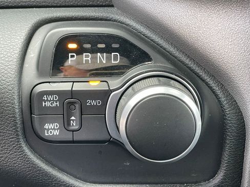 Used 2024 RAM 2500 Big Horn w/ Bed Utility Group image 30