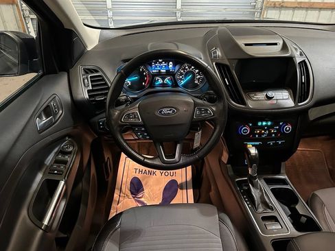 Used 2018 Ford Escape SE w/ SE Sport Appearance Package AWD/4WD image 34