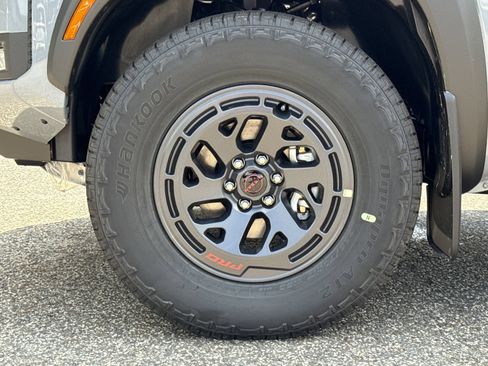 New 2026 Nissan Frontier PRO-4X w/ Pro Premium Package AWD/4WD image 30