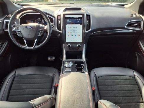 Used 2021 Ford Edge ST-Line image 3