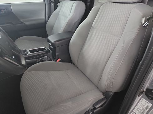 Used 2021 Toyota Tacoma SR w/ SR Convenience Package RWD image 17