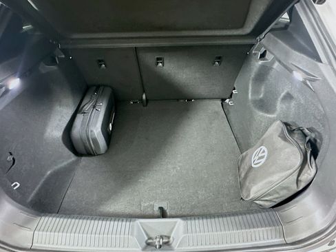 Used 2023 Volkswagen ID.4 2WD image 27