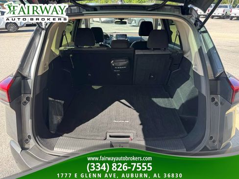 Used 2023 Nissan Rogue SV FWD image 26