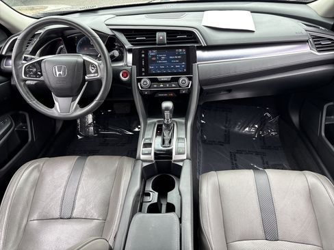 Used 2016 Honda Civic Touring image 14