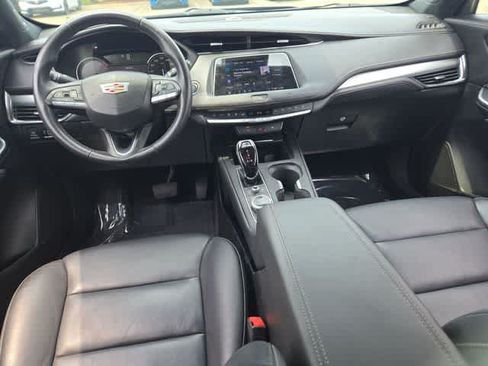 Used 2020 Cadillac XT4 Premium Luxury w/ Driver Awareness Package AWD/4WD image 15