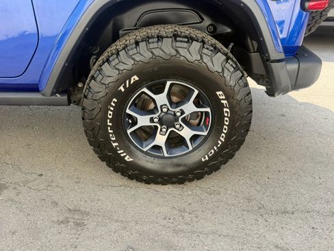 Used 2019 Jeep Wrangler Rubicon AWD/4WD image 9