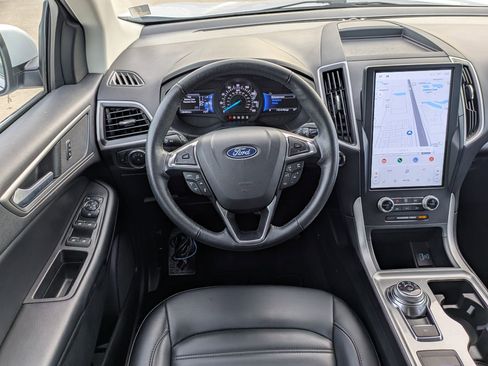Used 2024 Ford Edge SEL image 29