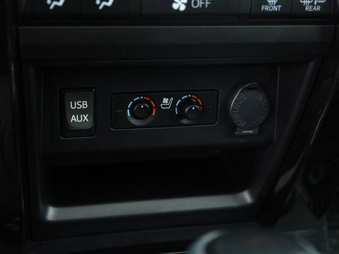 Used 2019 Toyota 4Runner Limited image 11