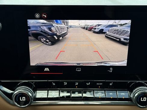 New 2026 GMC Canyon AT4 w/ Nightfall Essentials Package AWD/4WD image 9