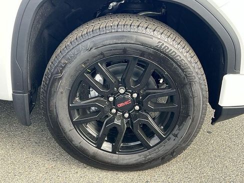 New 2026 GMC Sierra 1500 Elevation w/ LPO, Elevation Black Package RWD image 37