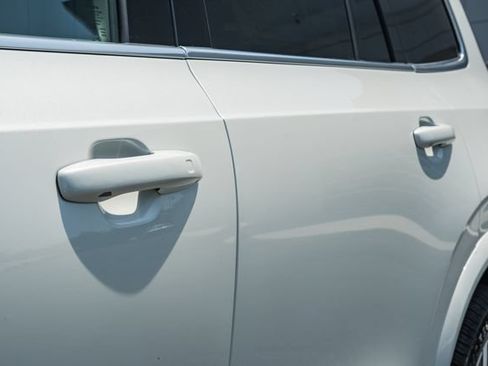 New 2026 Volvo XC90 B6 Plus w/ Protection Package Premier AWD/4WD image 17